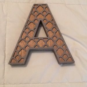 Great and wood A sign